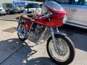 Mash Tt 40 Cafe Racer Motorcycle Classic Petrol Red at Cestrefeld Car Sales Chesterfield