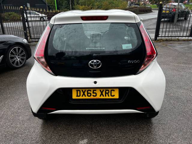 2015 Toyota Aygo 1.0 VVT-i X-Play 5dr